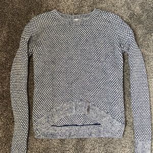 Lululemon cropped knit pullover sweater